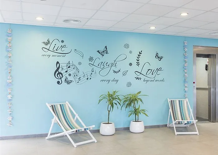 호텔 Nura Boreal 3*